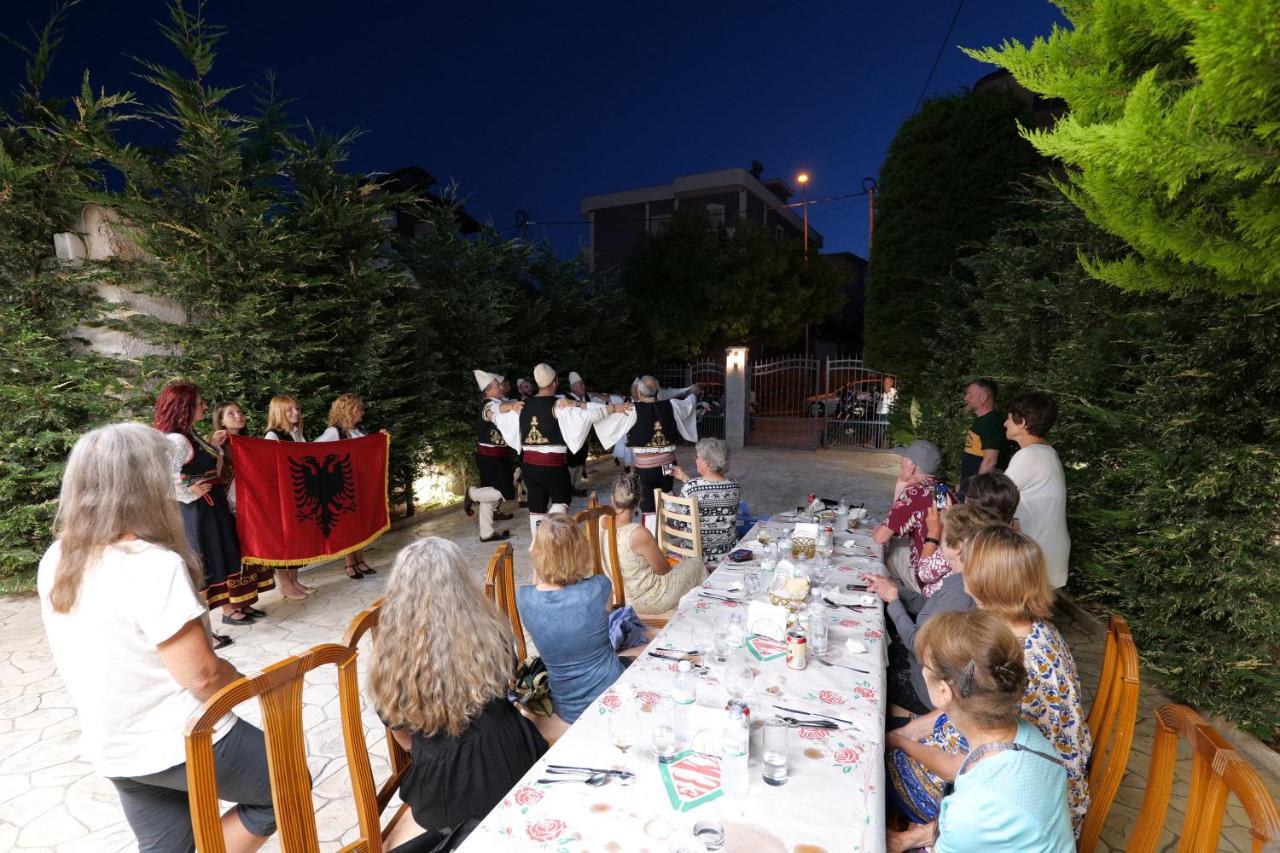 Vila Ahmeti ซารานเดอ ภายนอก รูปภาพ