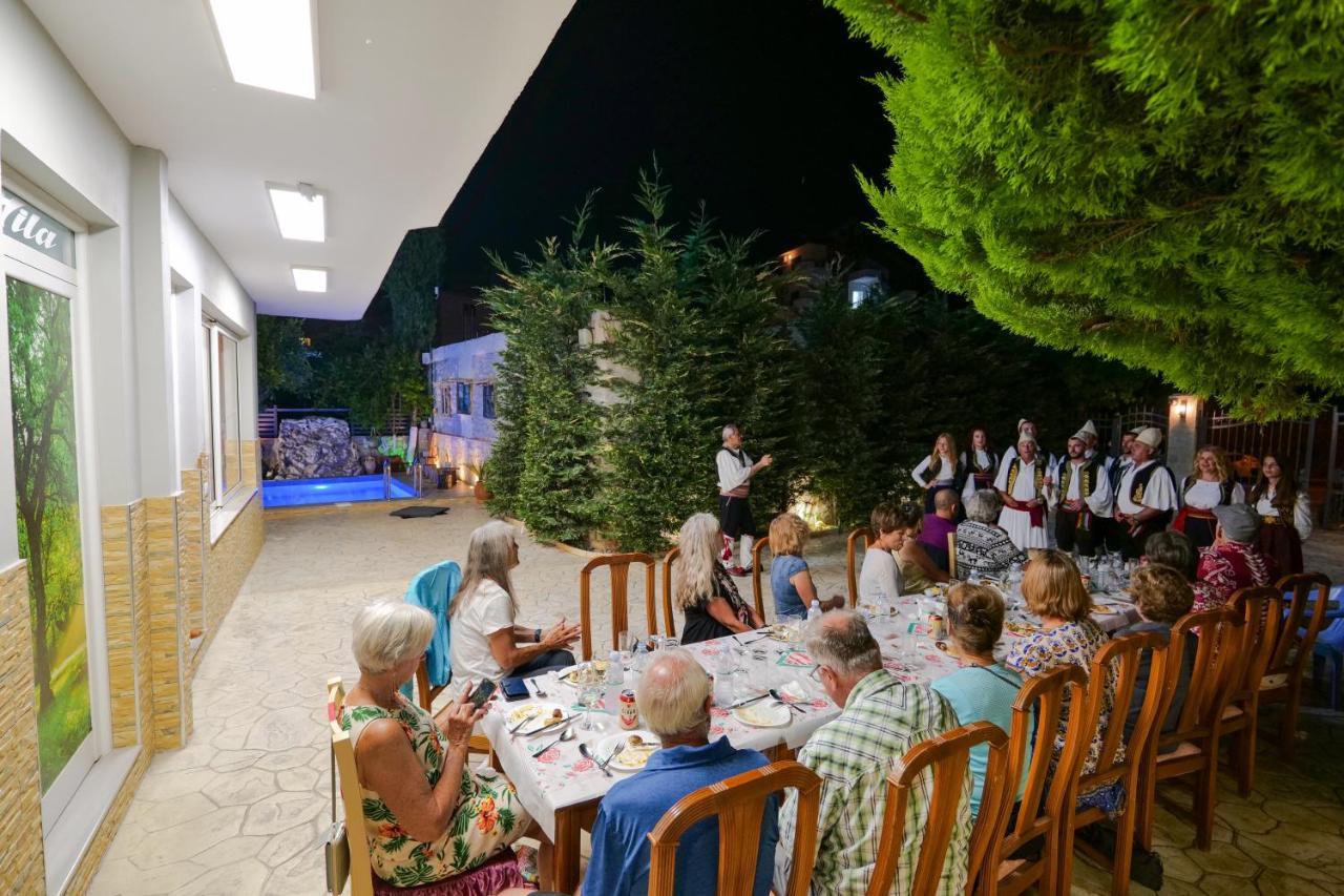 Vila Ahmeti ซารานเดอ ภายนอก รูปภาพ