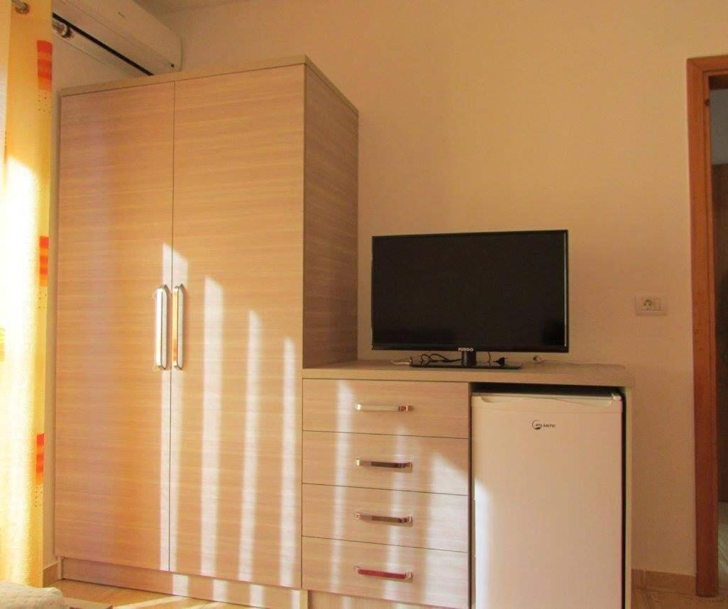 Vila Ahmeti ซารานเดอ ภายนอก รูปภาพ